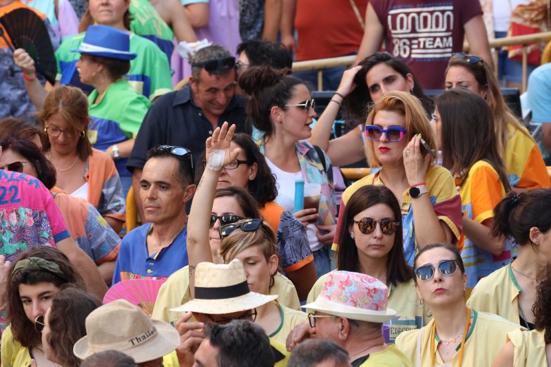 Galeria de fotos (no oficials) del Dia de les Quintades a Pedreguer Galeria de fotos (no oficials) del Dia de les Quintades a Pedreguer